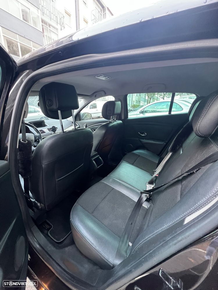 Renault Mégane 1.5 dCi Dynamique - 8