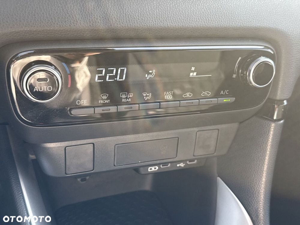 Toyota Yaris Hybrid 1.5 Comfort - 19
