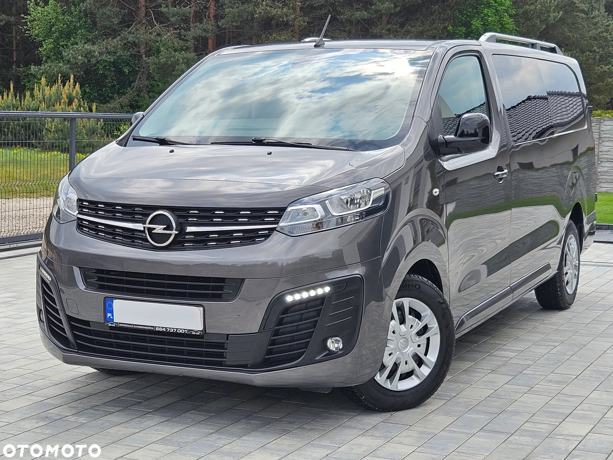 Opel VIVARO Extra LONG Brygadowy 6-os SALON POLSKA 65tyś km FV23% - 2