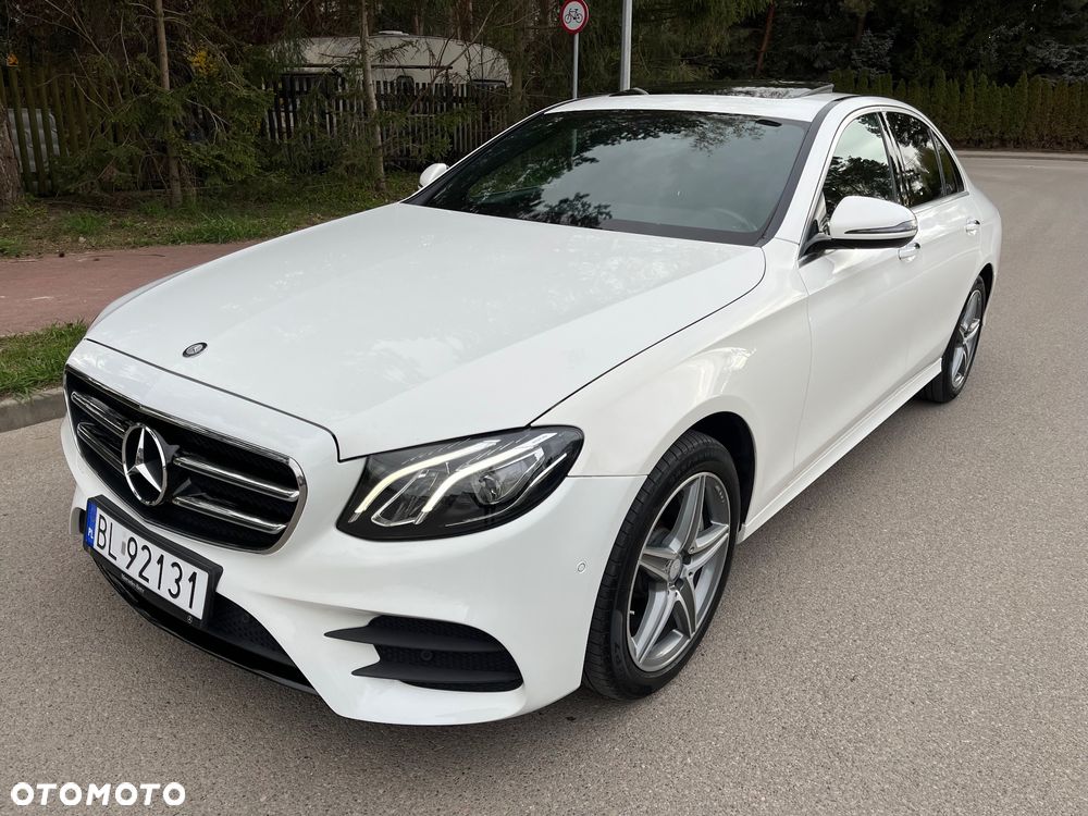 Mercedes-Benz Klasa E 300 9G-TRONIC AMG Line - 3