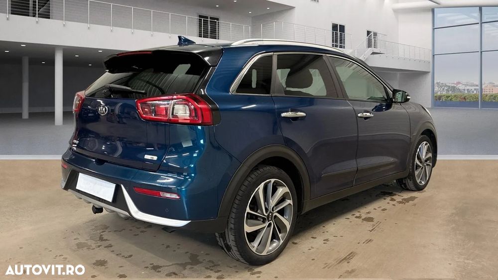 Kia Niro 1.6 GDI 2WD Aut. Vision - 3