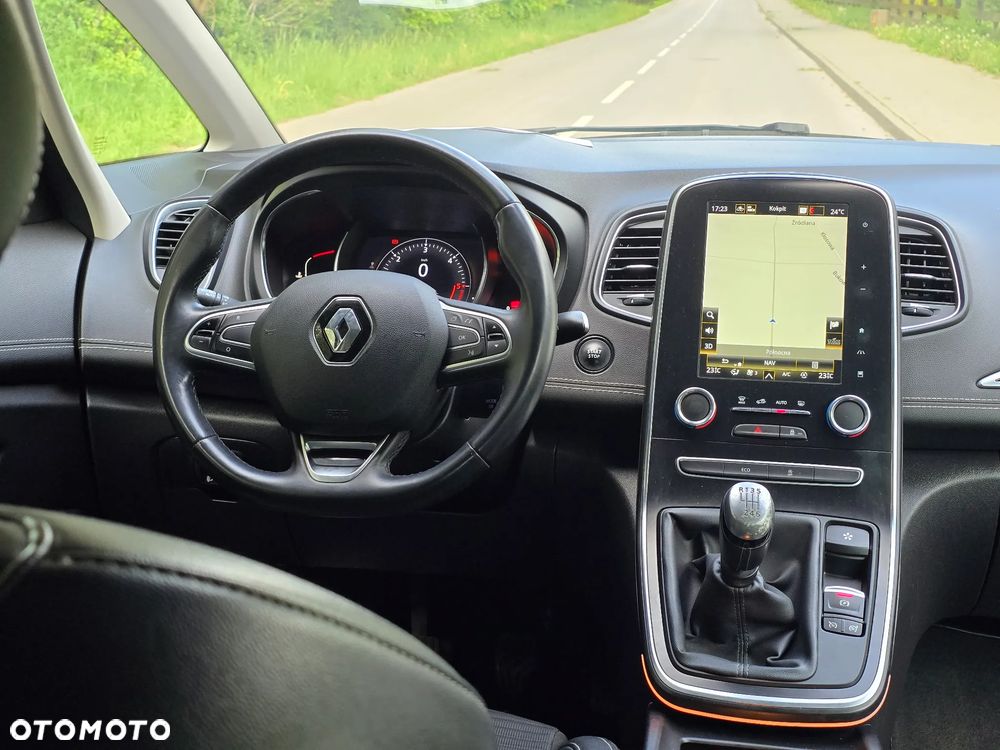 Renault Scenic - 27