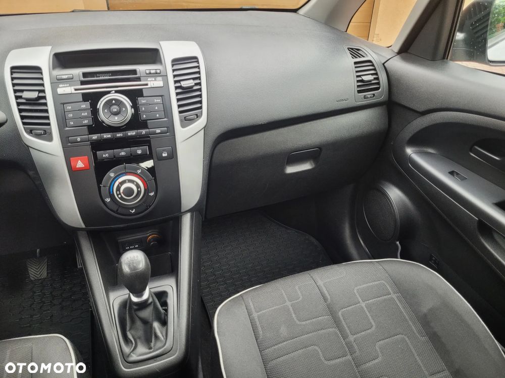 Kia Venga 1.4 CVVT Attract - 12