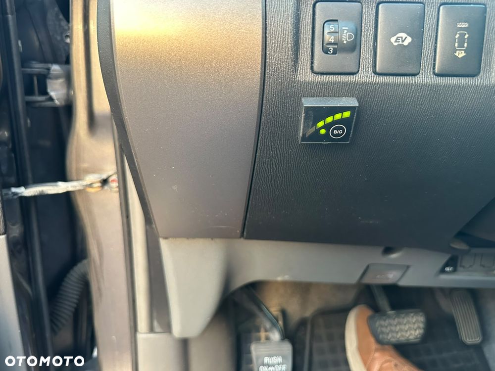Toyota Prius - 21