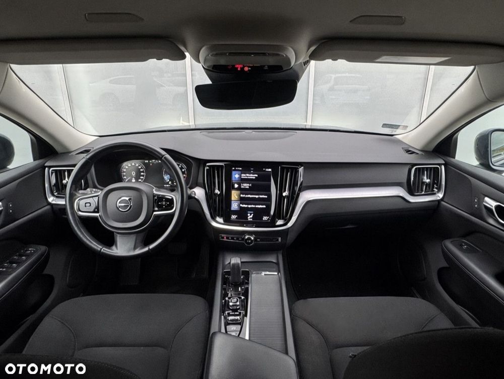 Volvo V60 Cross Country - 26