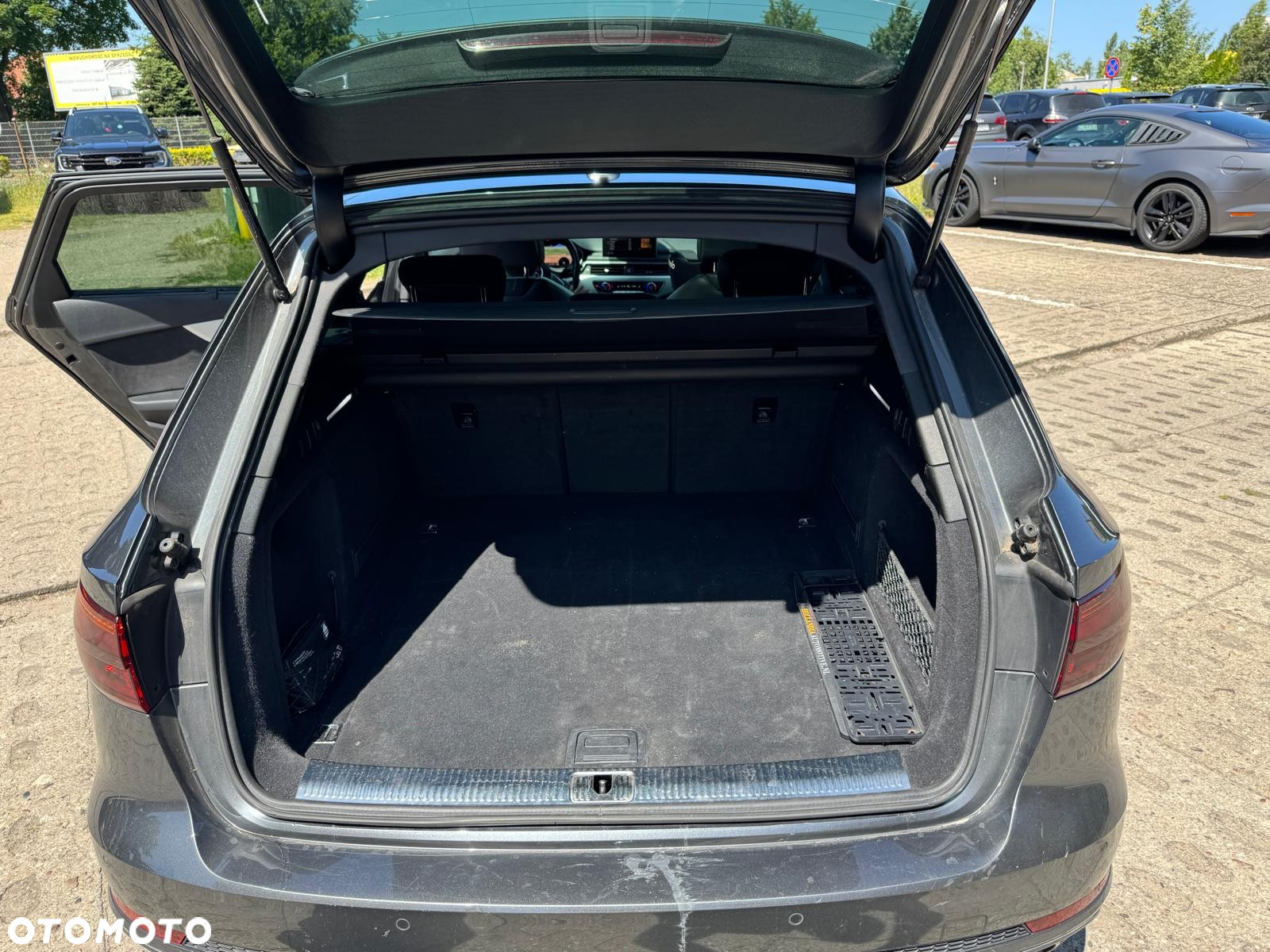 Audi A4 2.0 TFSI ultra Sport S tronic - 15