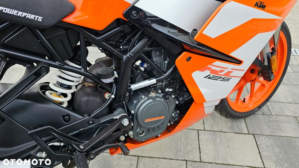 KTM RC 125 - 9