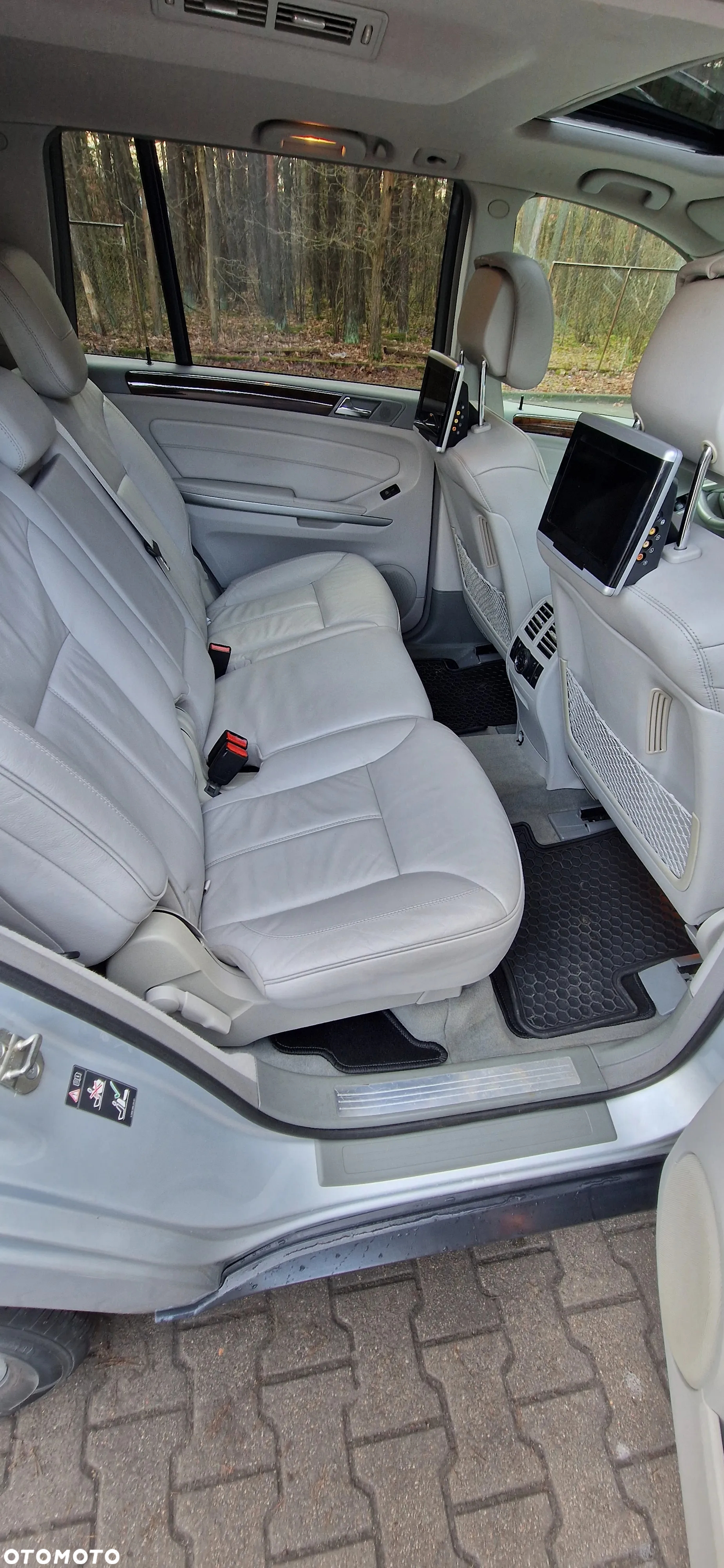 Mercedes-Benz GL 350 BlueTec 4-Matic - 13