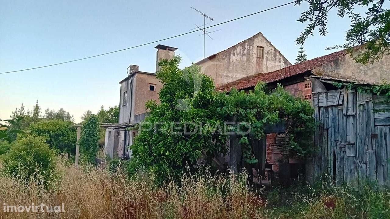 Moradia T3 para recuperação em Alvaiázere - Grande imagem: 3/39