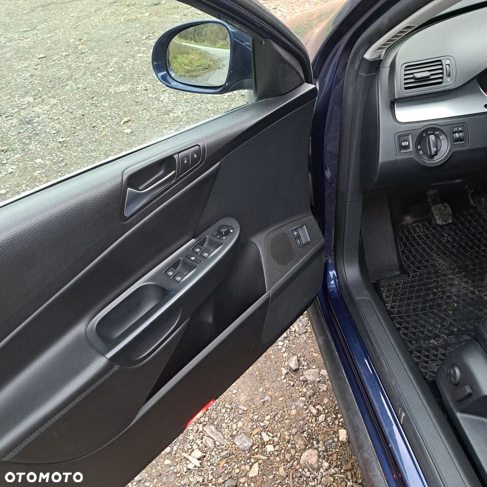 Volkswagen Passat Variant 2.0 TDI 4Motion Highline - 16