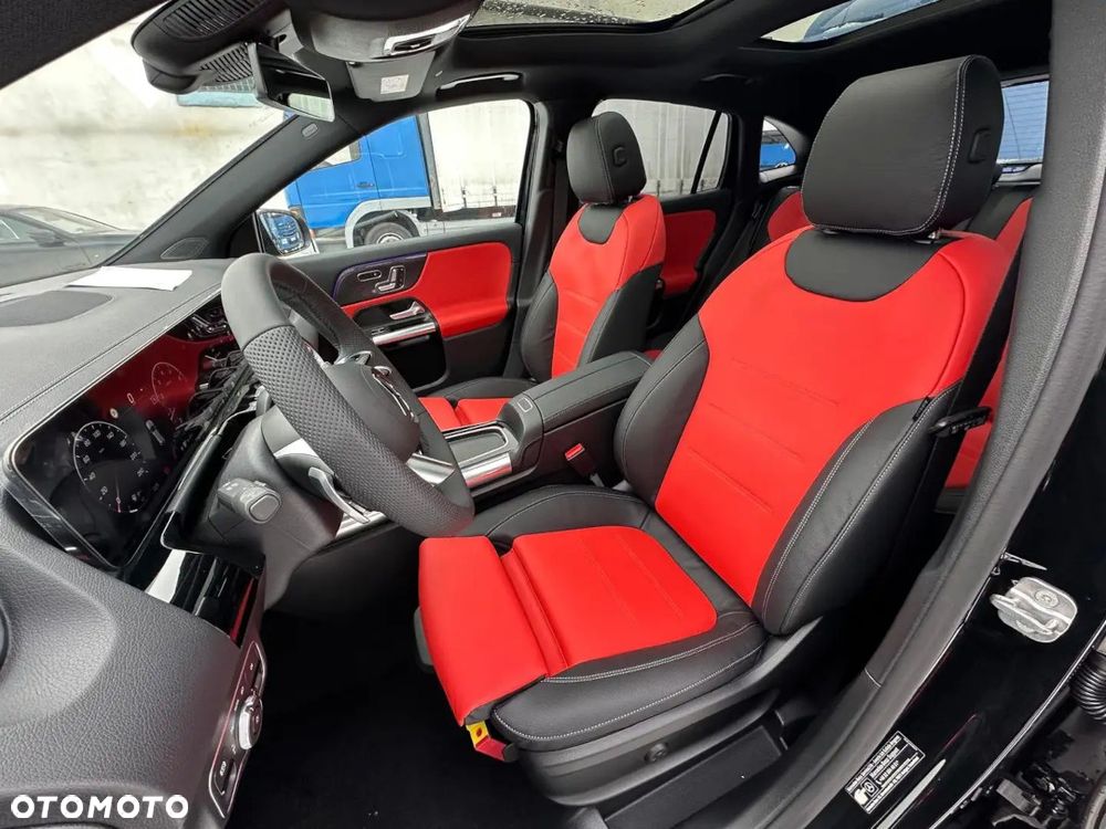 Mercedes-Benz GLA 200 AMG Line - 4