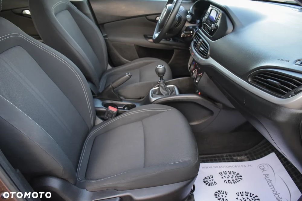 Fiat Tipo 1.4 16V More - 26