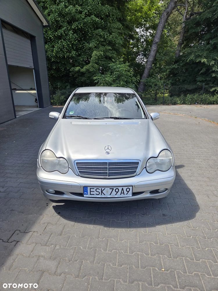 Mercedes-Benz Klasa C 180 T Classic - 2