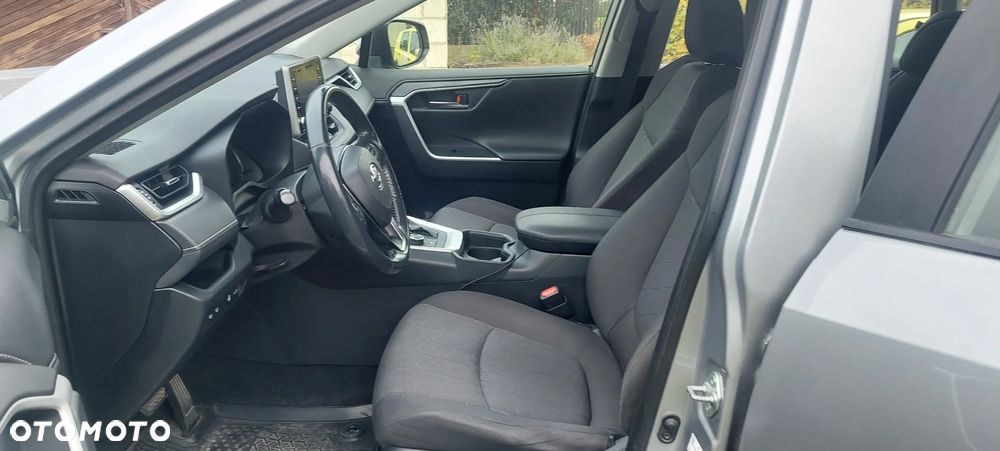 Toyota RAV4 - 9