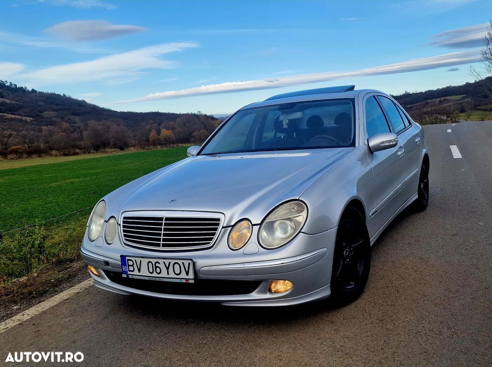 Mercedes-Benz W111 - 1