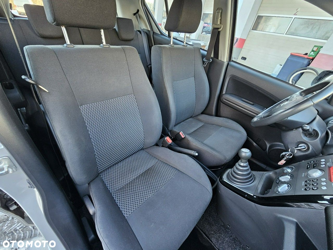 Suzuki Splash 1.0 Basic - 8