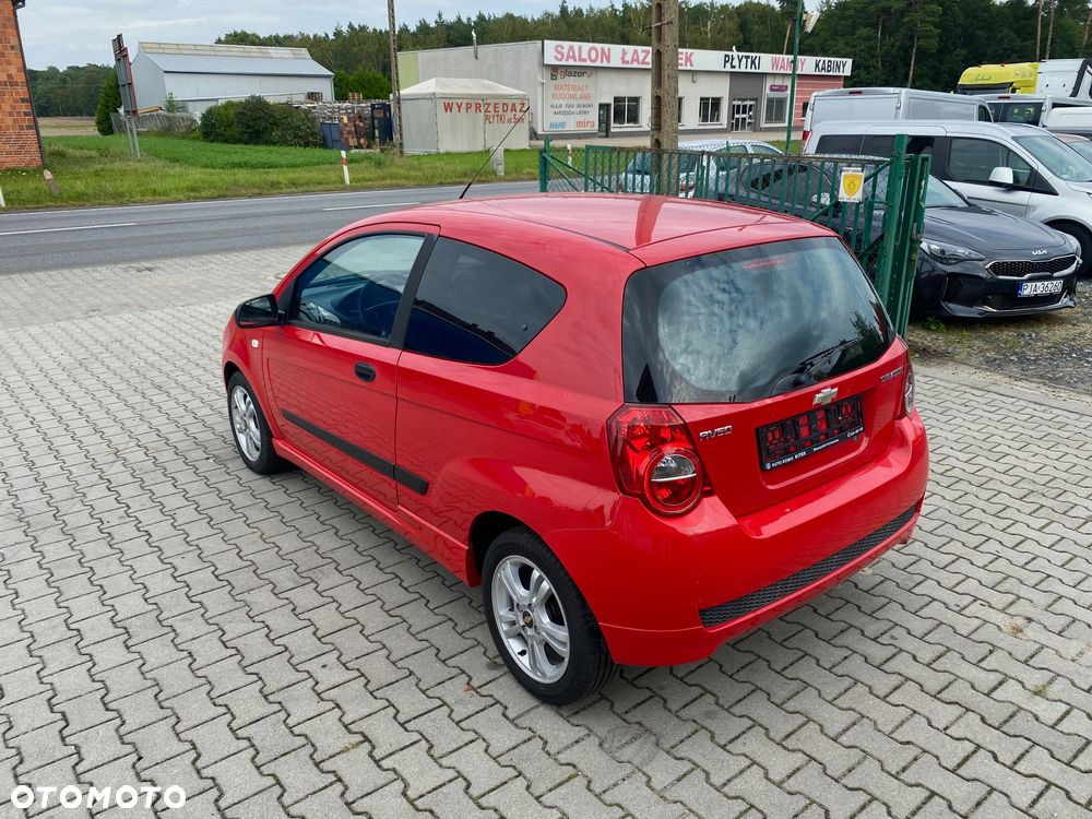 Chevrolet Aveo - 32