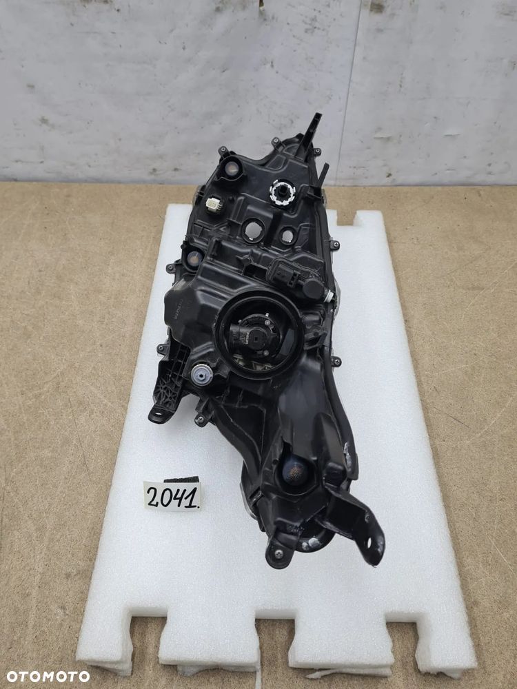 Toyota Yaris 4 IV od20r lampa prawy prawa przednia przód soczewka - 10