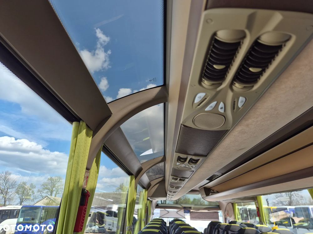 Irisbus MAGELYS PRO / SPROWADZONY/ 61 MIEJSC / MANUAL - 32