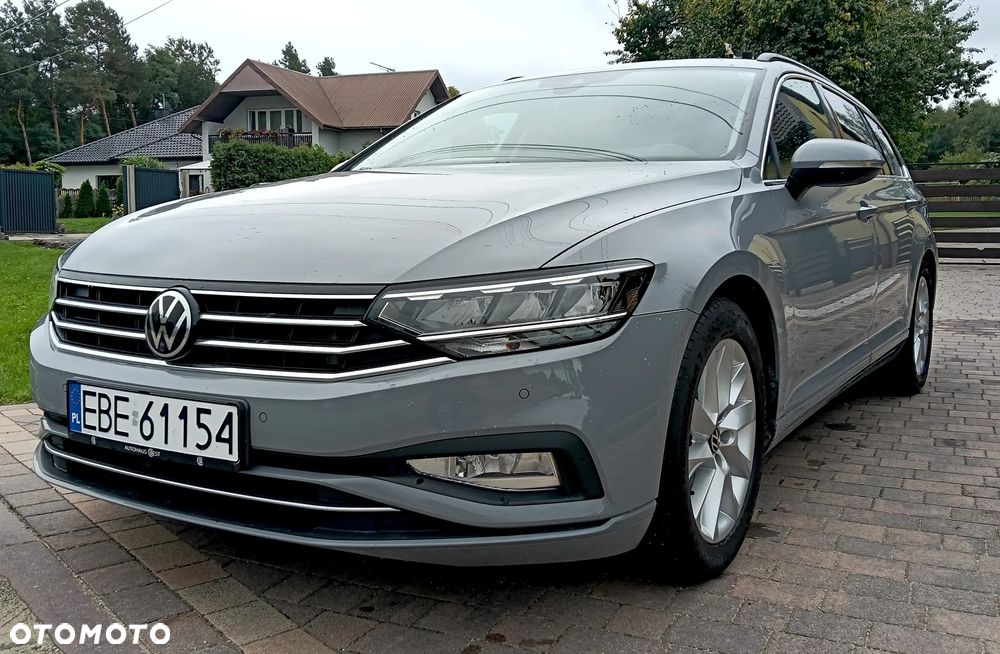 Volkswagen Passat 2.0 TDI SCR Style DSG - 2
