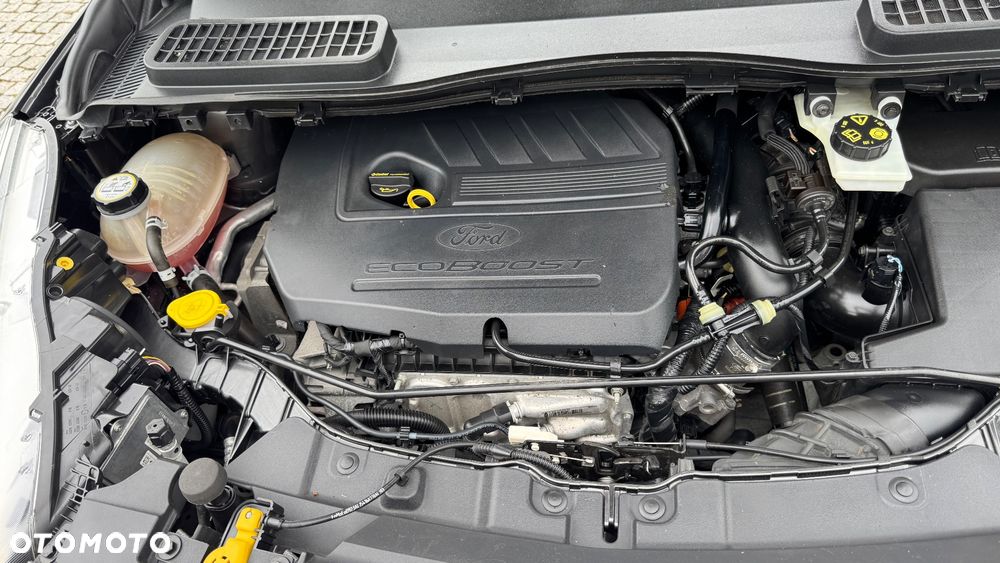 Ford Kuga - 32