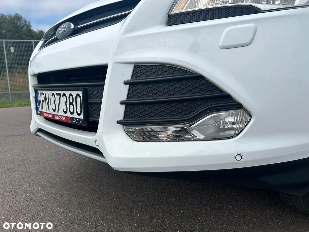 Ford Kuga - 10