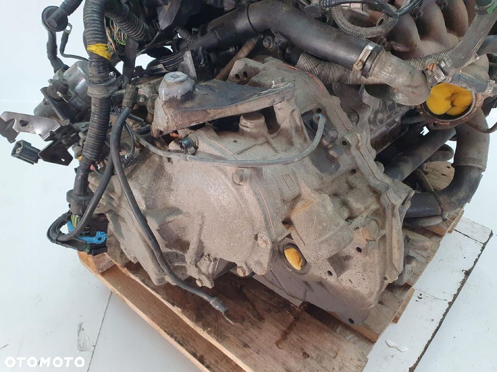 SILNIK KOMPLETNY Volvo C30 2.5 T T5 TURBO 220KM B5254T3 - 10