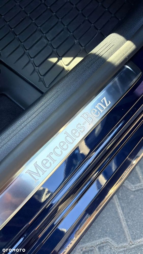 Mercedes-Benz Klasa C 220 d mHEV AMG - 11