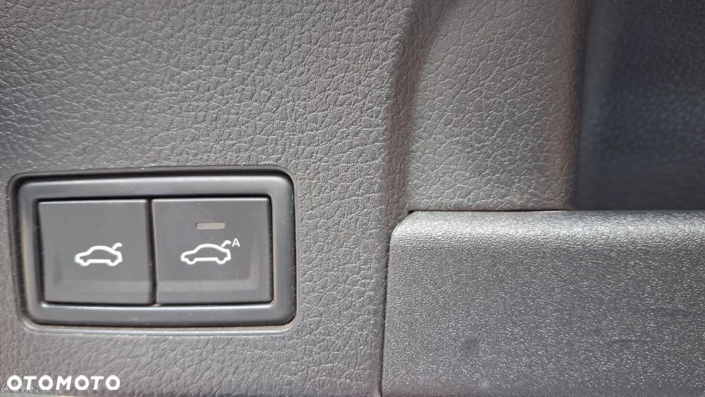 Volkswagen Arteon 2.0 TDI SCR Elegance DSG - 34