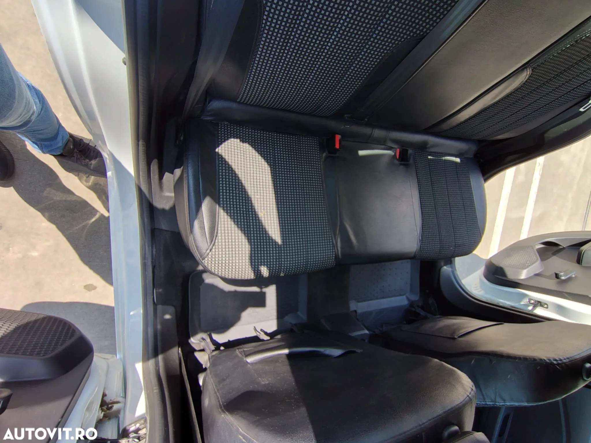Dacia Logan SCe 65 Essential - 13
