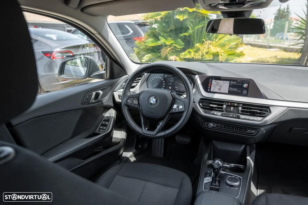 BMW 116 d Corporate Edition Auto - 9