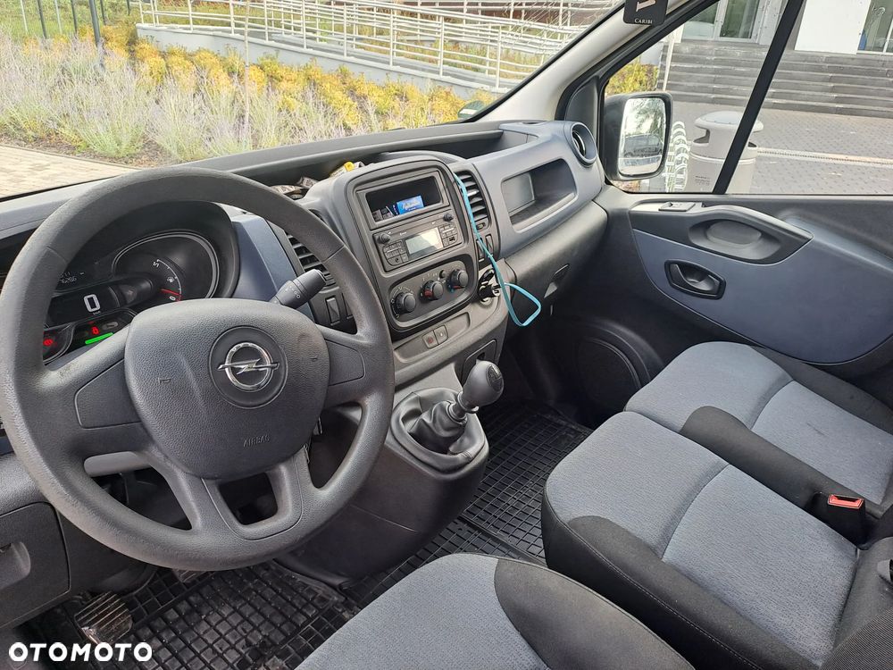 Opel Vivaro - 6