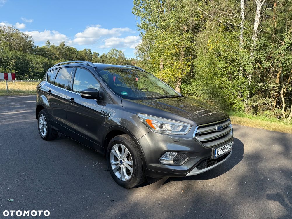 Ford Kuga 1.5 EcoBoost 2x4 Titanium - 8