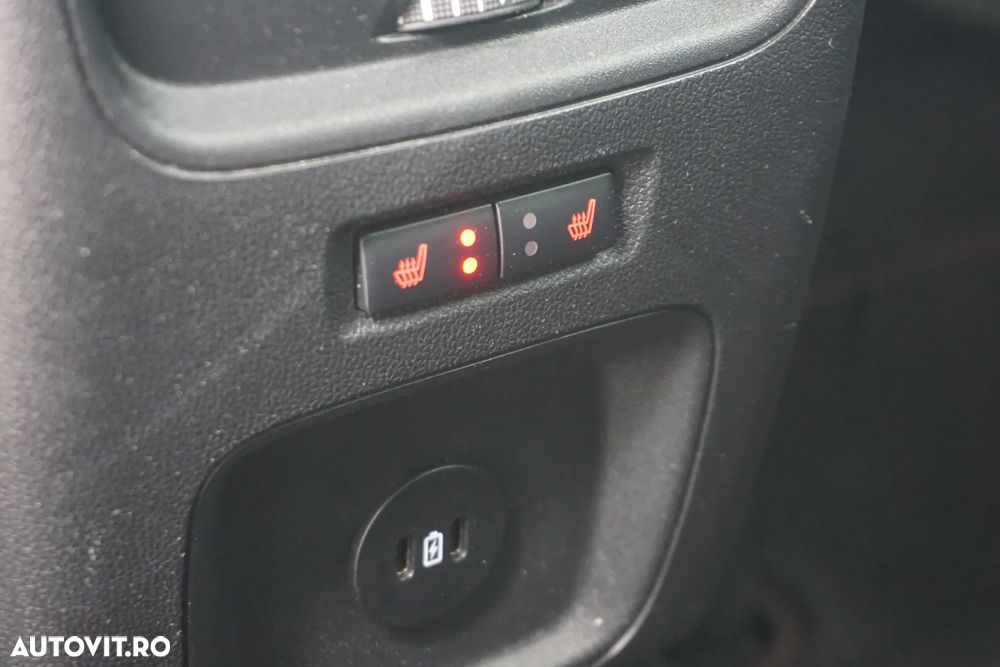 Ford Kuga 2.5 Duratec PHEV ST Line X - 30