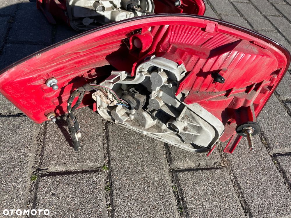 AUDI A3 8P 03- LAMPA TYŁ tylna prawa lewa - 13