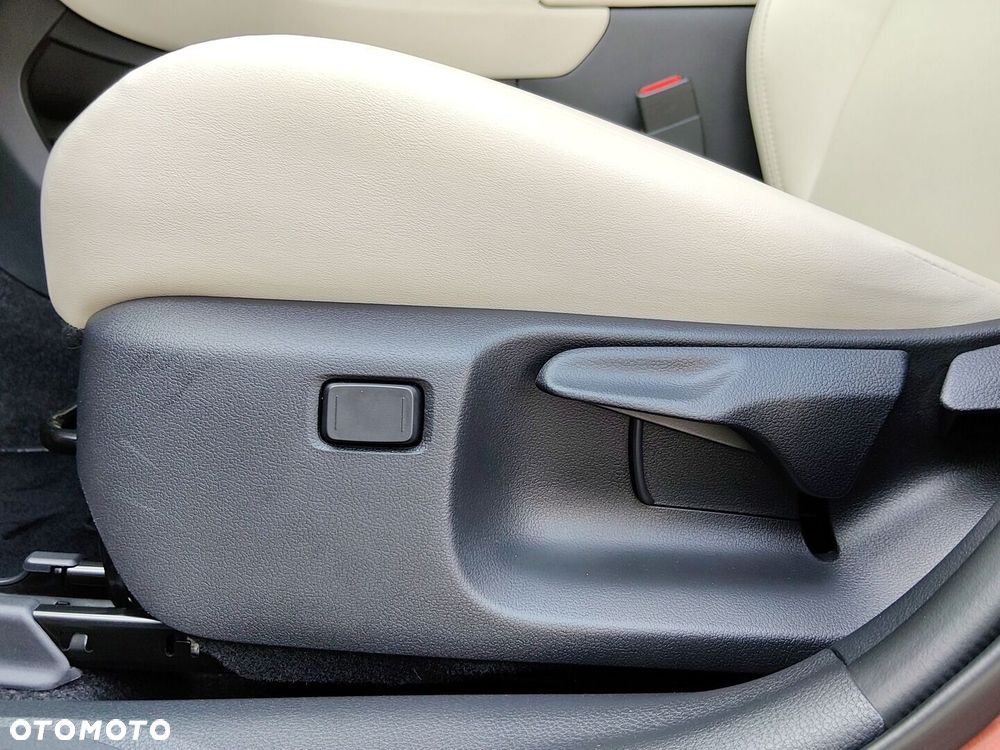 Lexus LBX 1.5 Hybrid Elegant - 29