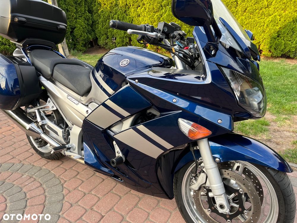Yamaha FJR - 13