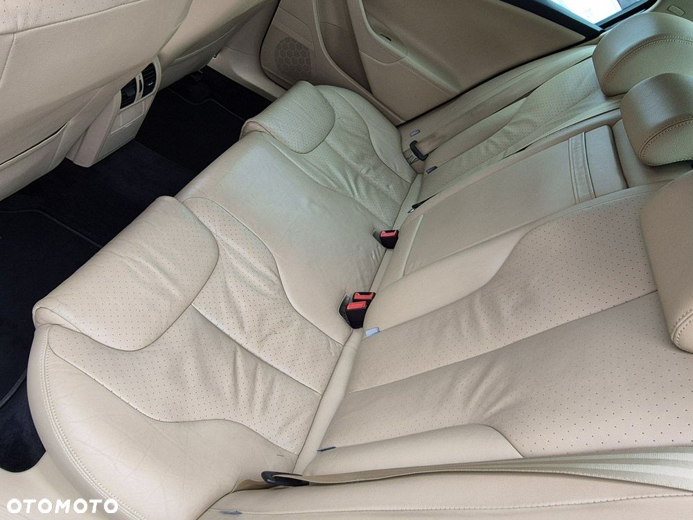 Volkswagen Passat - 3
