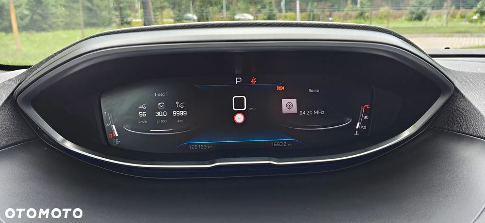 Peugeot 3008 BlueHDi 130 Stop & Start EAT8 Active Business-Paket - 26