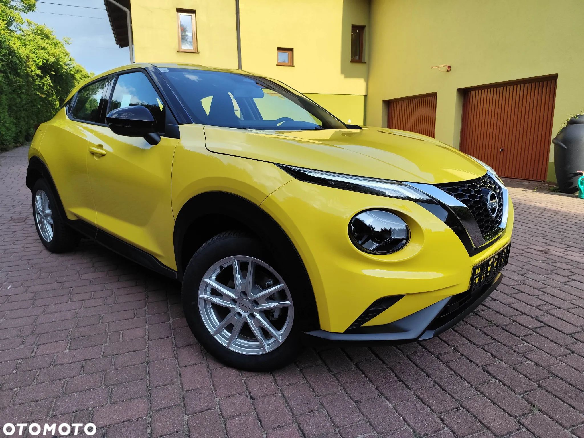Nissan Juke 1.0 DIG-T Acenta - 1