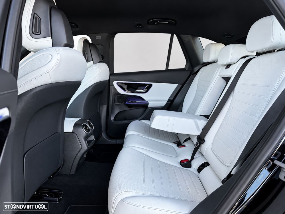 Mercedes-Benz GLC 300 de 4Matic 9G-TRONIC AMG Line Advanced - 25
