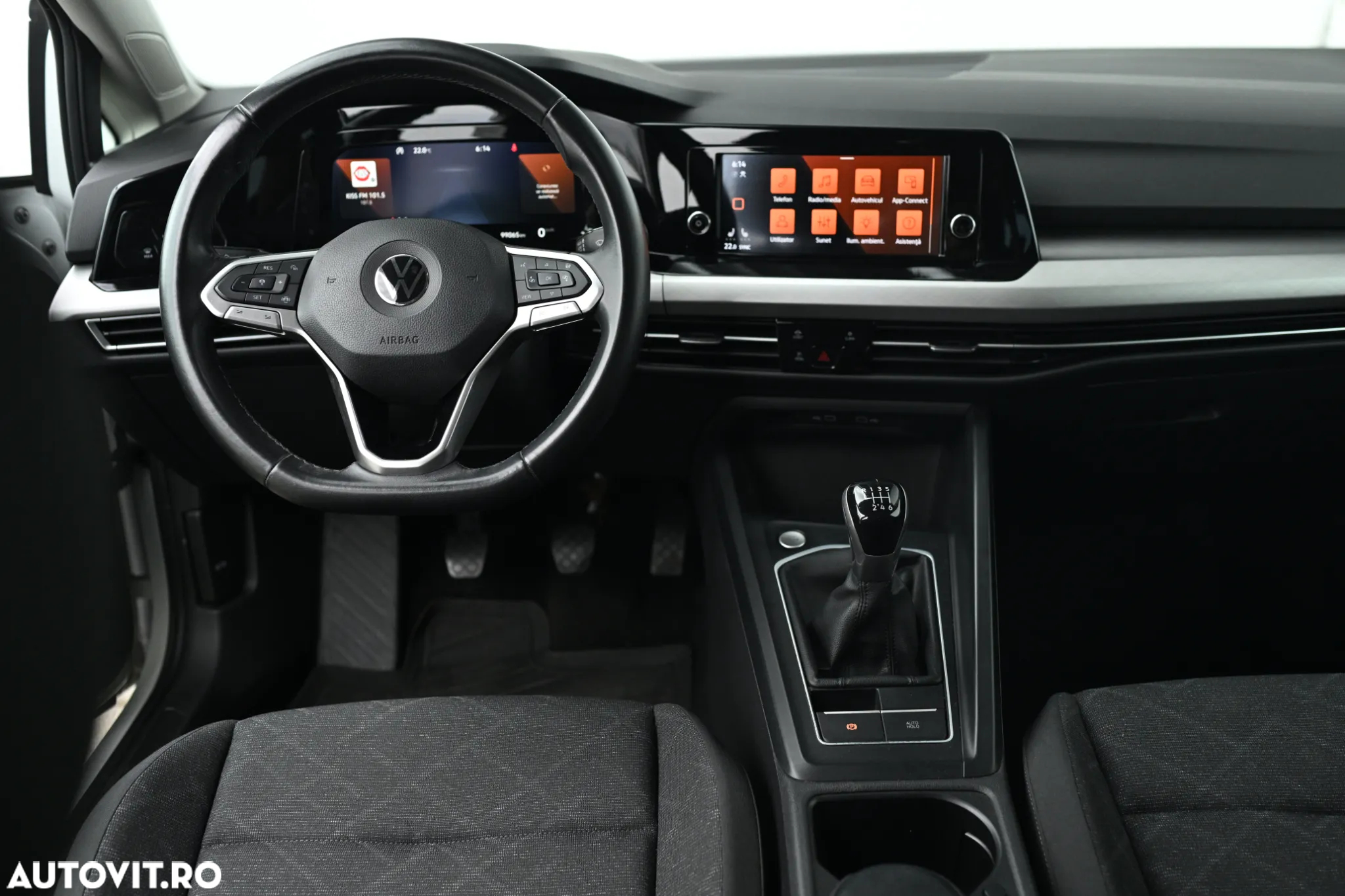 Volkswagen Golf 2.0 TDI Life - 16