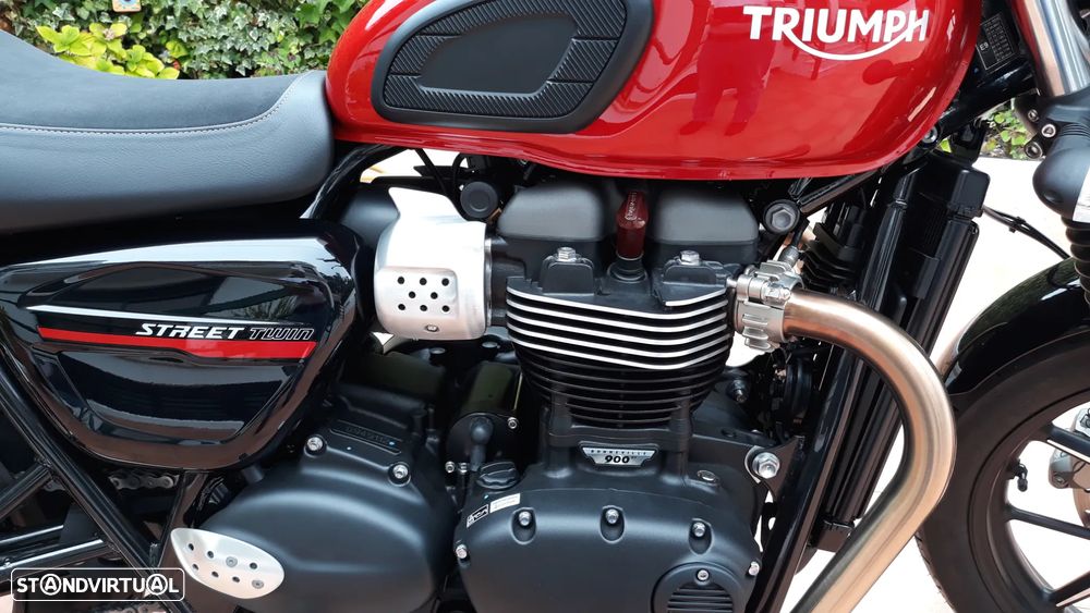 Triumph Street Twin - 10