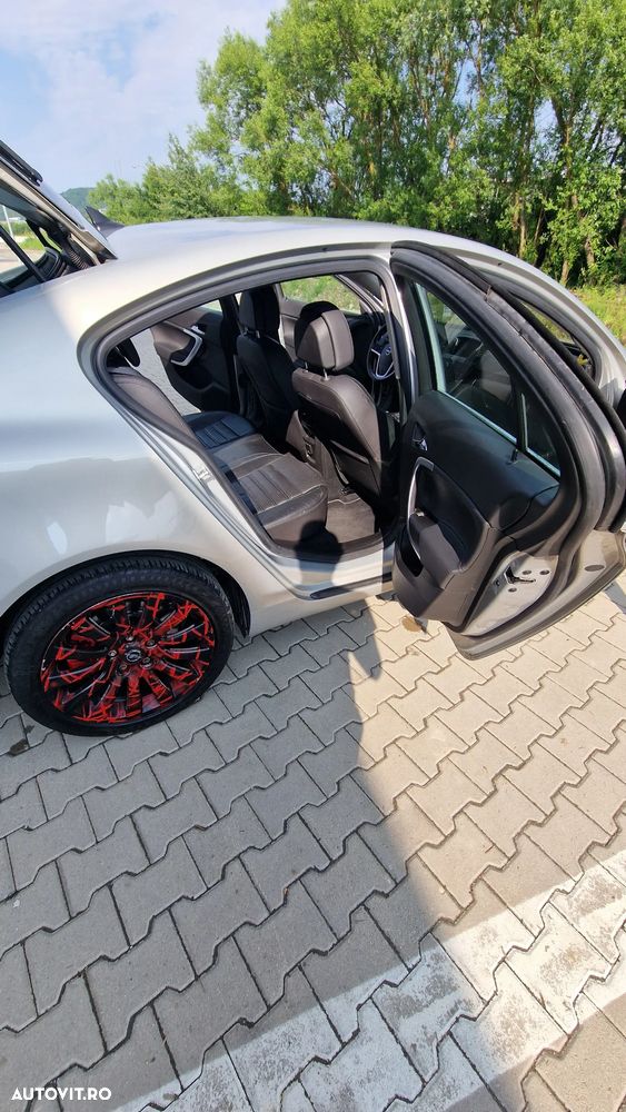 Opel Insignia 2.0 Turbo 4x4 Cosmo Aut. - 10