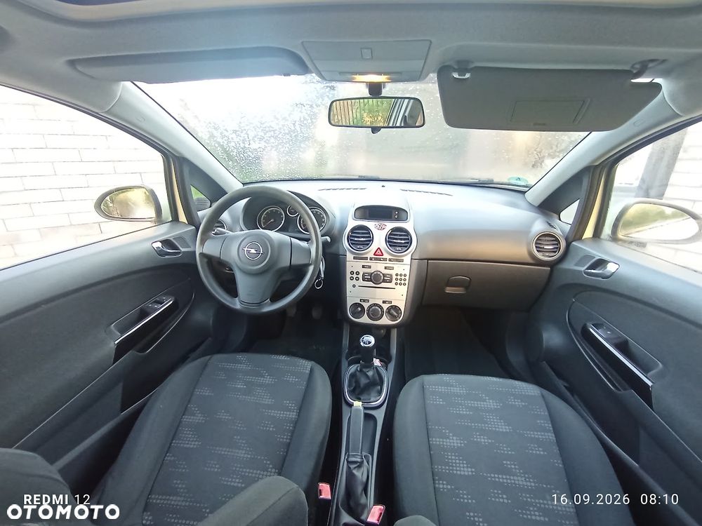 Opel Corsa 1.4 16V Innovation - 33