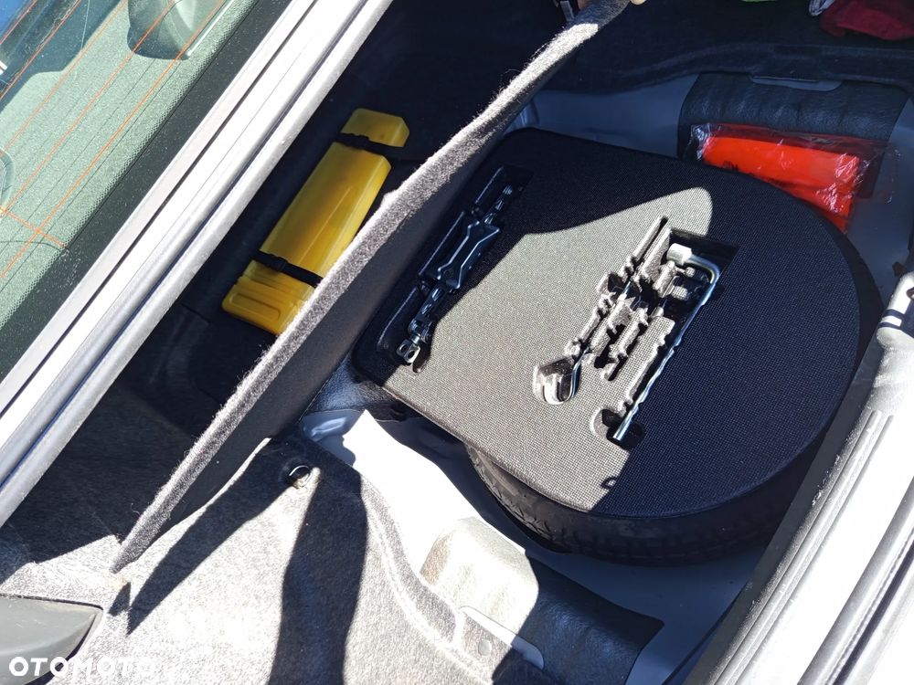 Honda Accord 2.0 Executive - 21