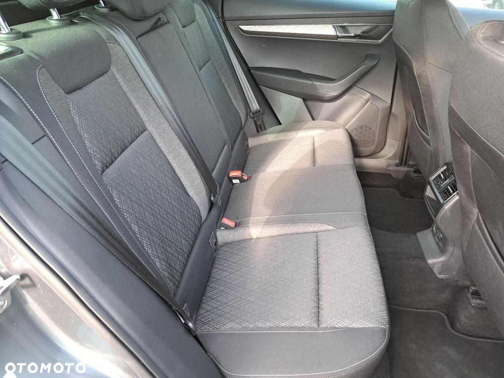 Skoda Karoq 1.5 TSI ACT 4x2 Style DSG - 27