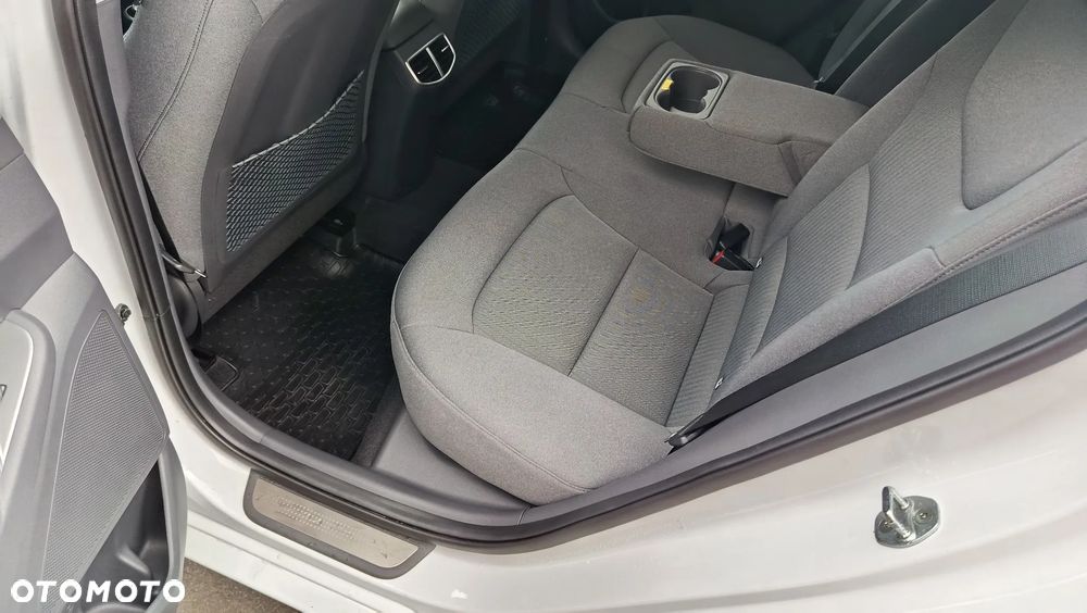 Hyundai IONIQ Advantage - 6