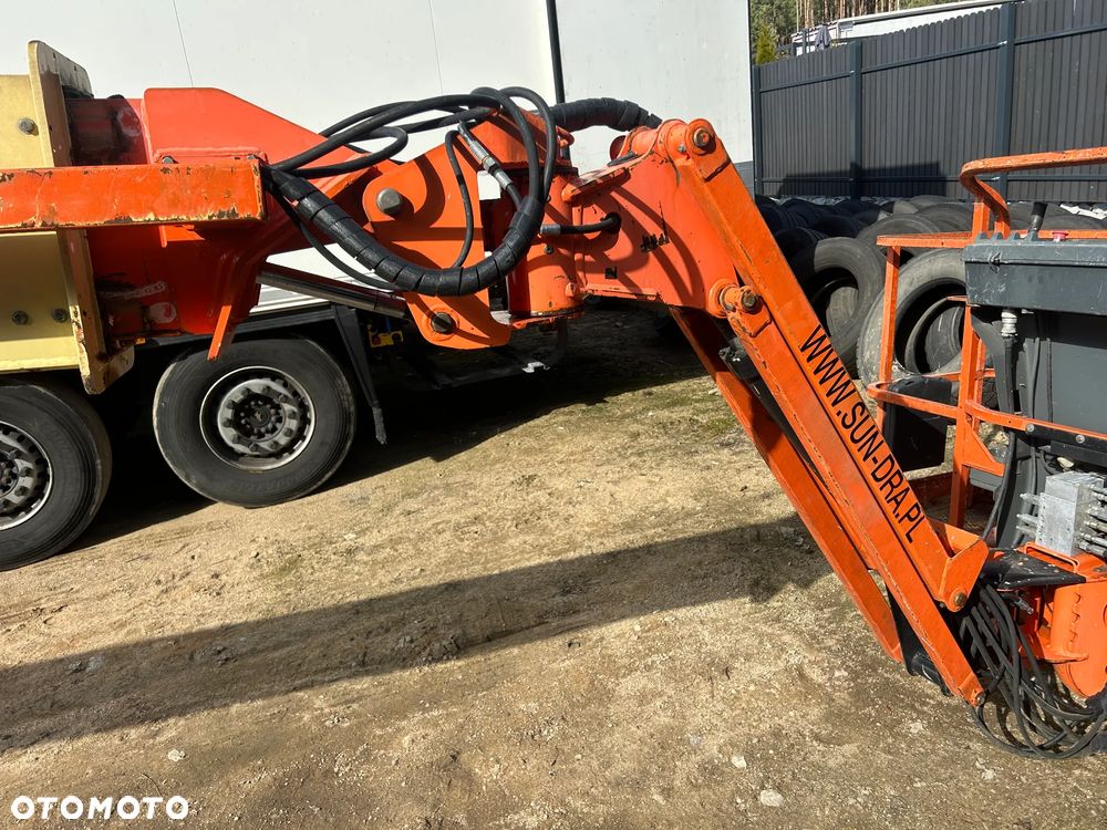 JLG E600JP PODNOŚNIK KOSZOWY NAPĘD 4x4 / WYSOKOŚĆ 20.4 M / NAPĘD ELEKTRYCZNY / 2006 ROK !! - 5
