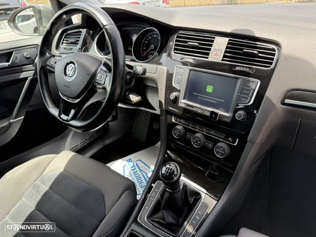 VW Golf Variant 1.6 TDi Highline - 23
